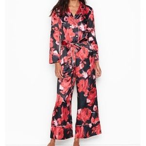 Victoria’s Secret || Satin Jumpsuit